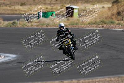 media/Apr-19-2025-AHRMA (Sat) [[3d98ca3309]]/Race/Group 8/Turn 4/